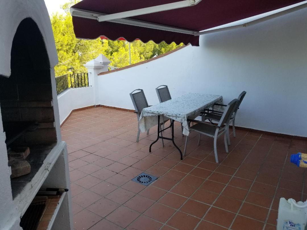 Spacious Family Villa Aljamar 8A Nerja Buitenkant foto