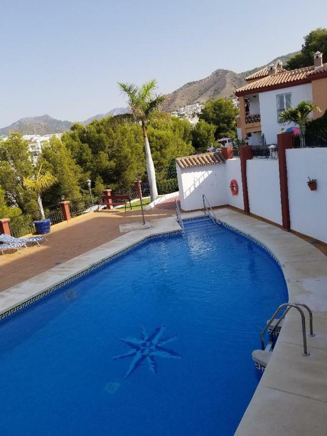 Spacious Family Villa Aljamar 8A Nerja Buitenkant foto